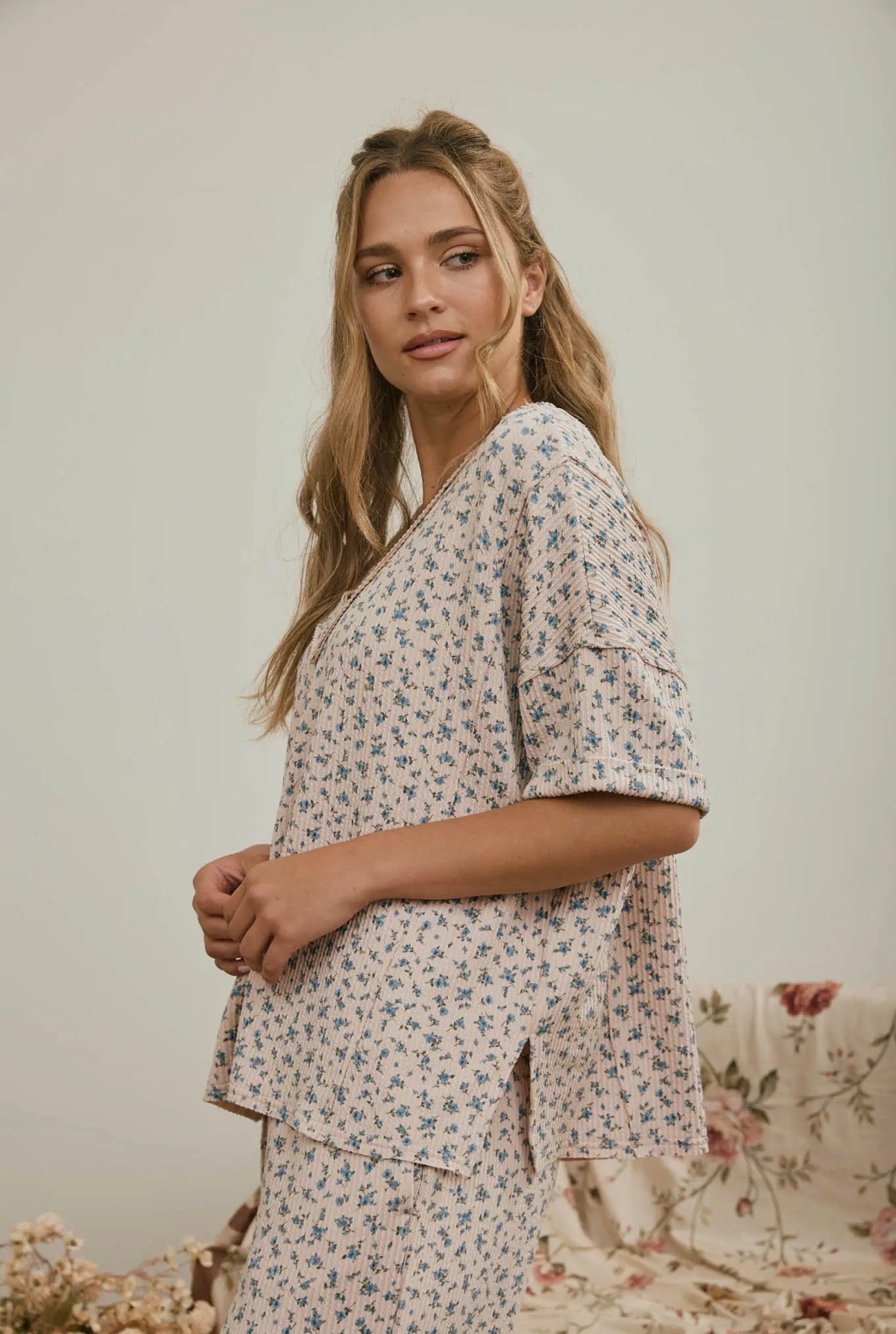 Ditsy Floral V Neck Ribbed Top