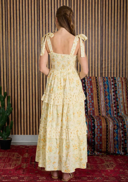 Floral Sweetheart Smocked Detailed MIDI Dress