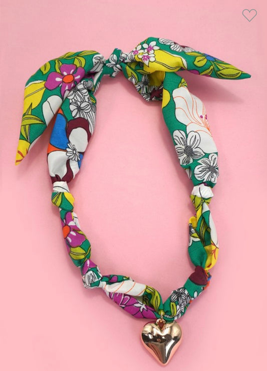 Green Floral Heart Scarf Necklace