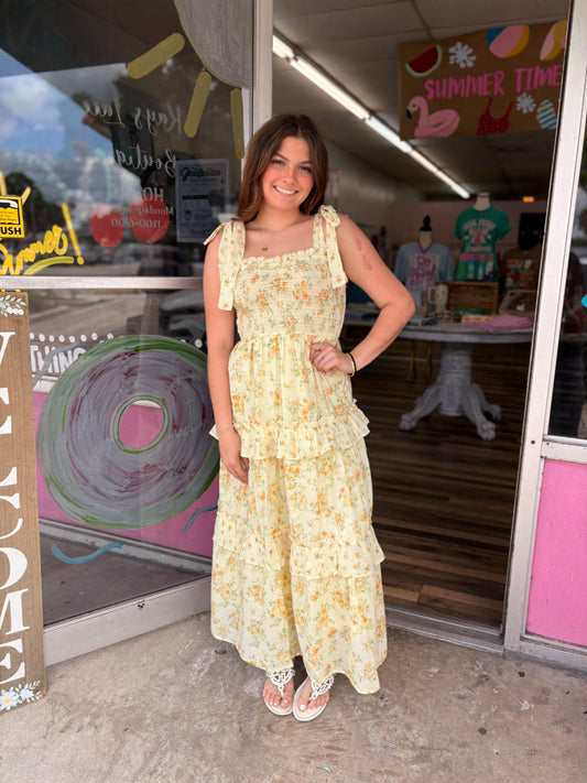 Floral Sweetheart Smocked Detailed MIDI Dress