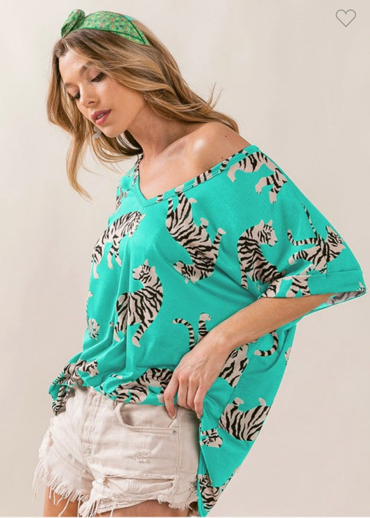 Mint Tiger Cuff Sleeves