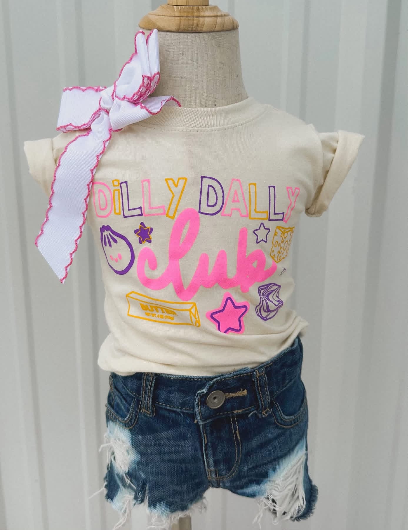 Dilly Dally Kids Tee