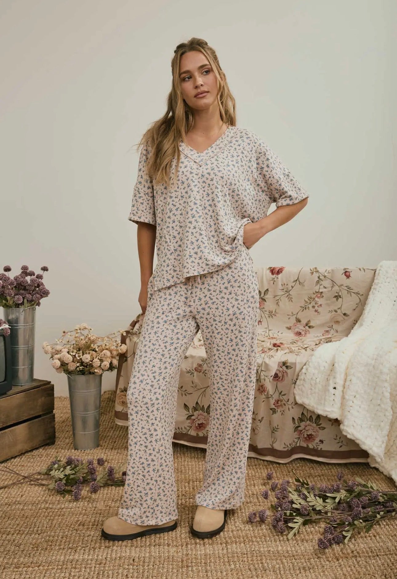 Ditsy Floral V Neck Ribbed Top