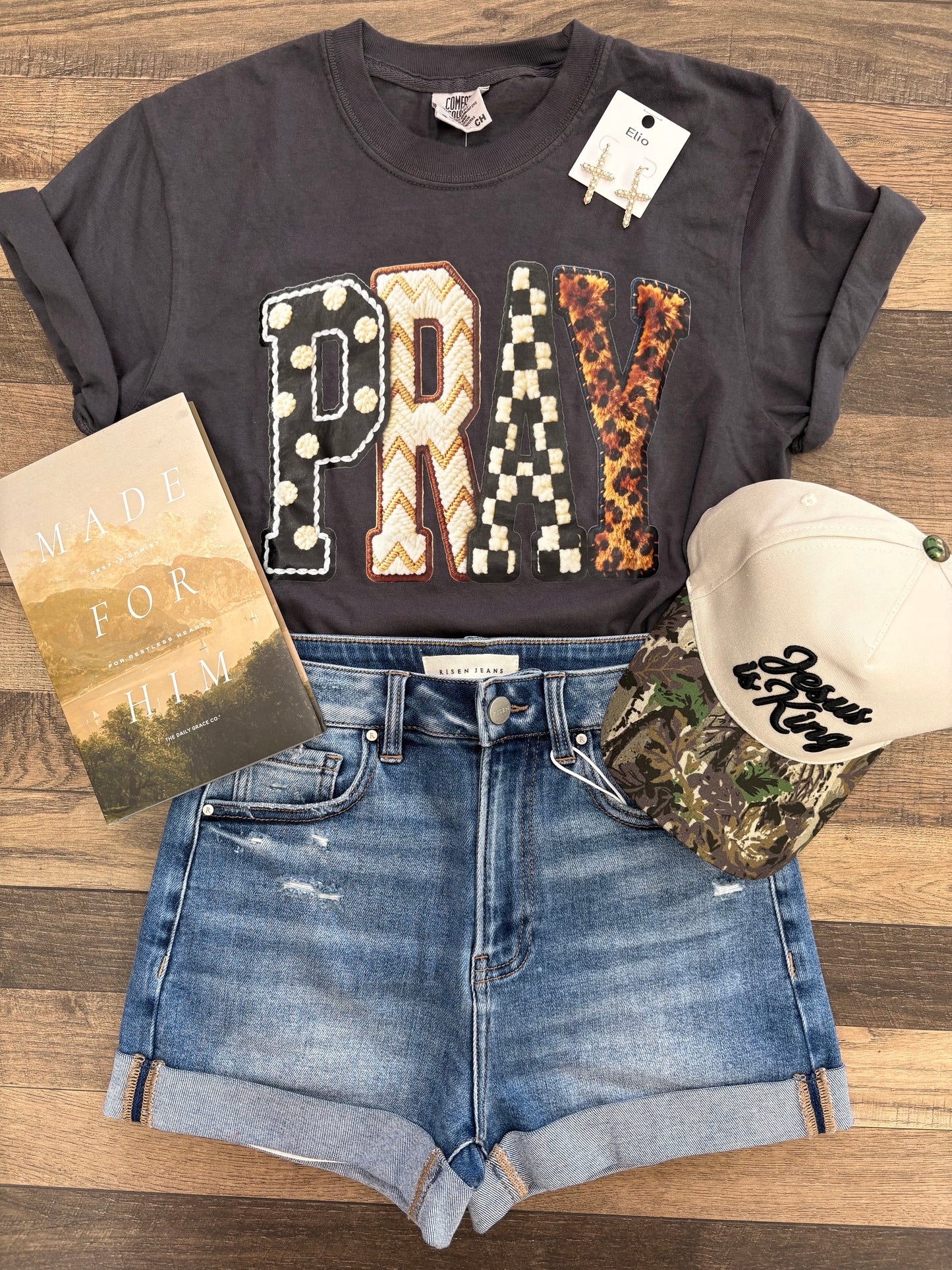 Yarn PRAY Graphic Tee