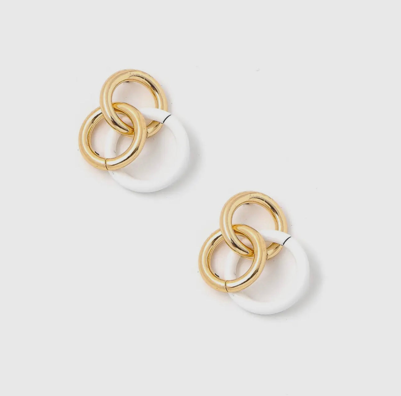 White Chain Link Earring