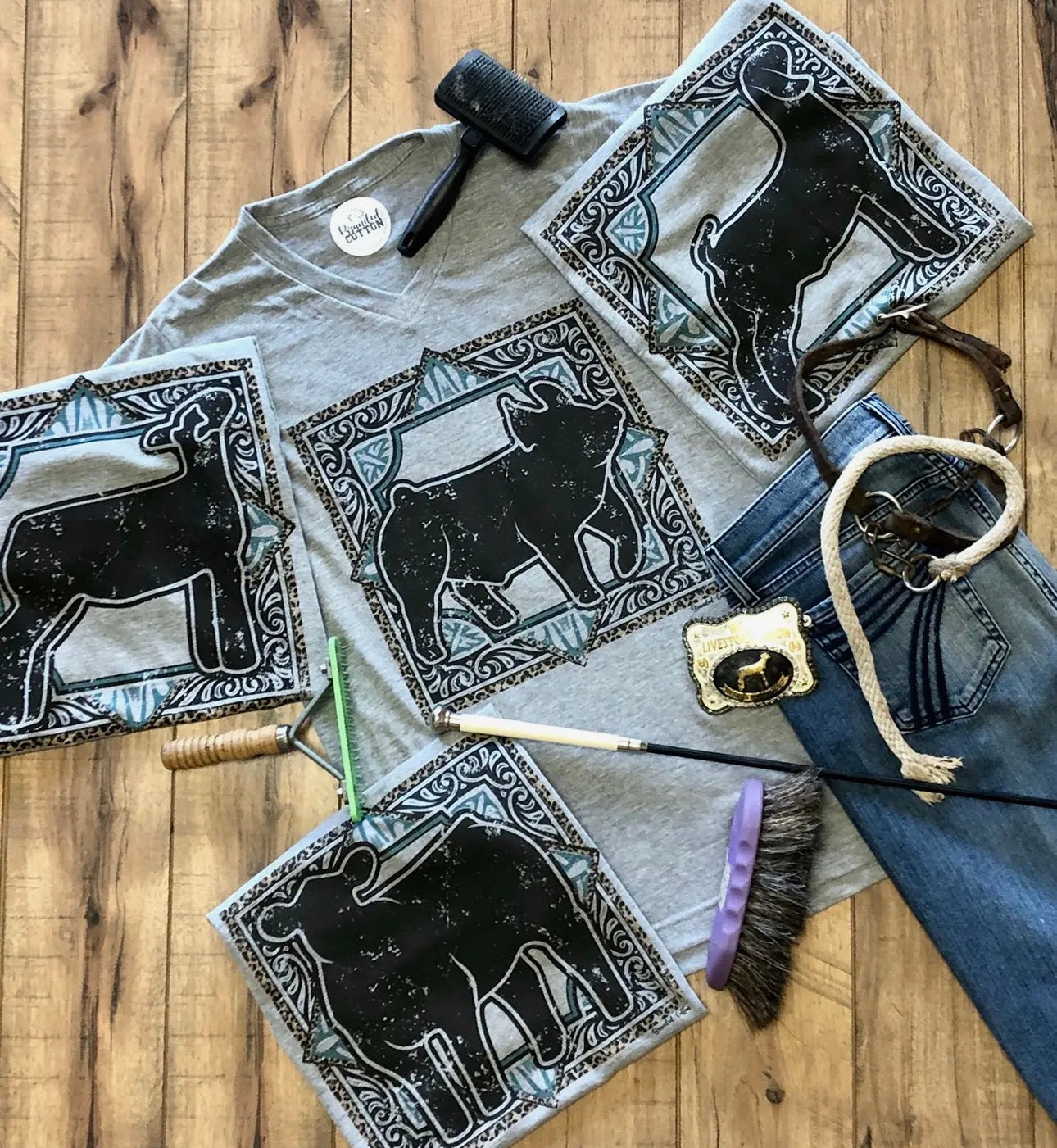 Barn Pig Show Graphic Tee